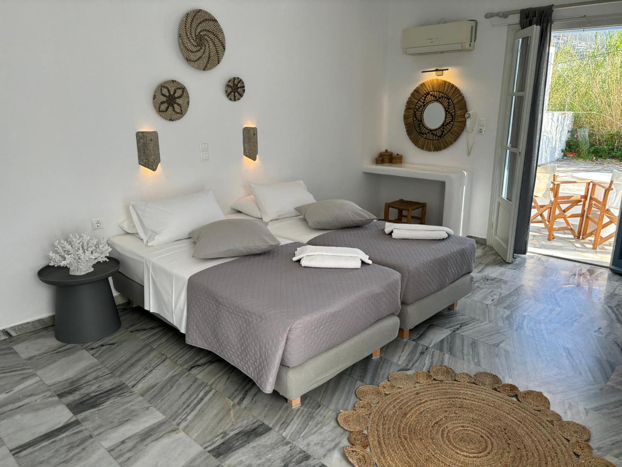 Magginas Studios Páros Dış mekan fotoğraf