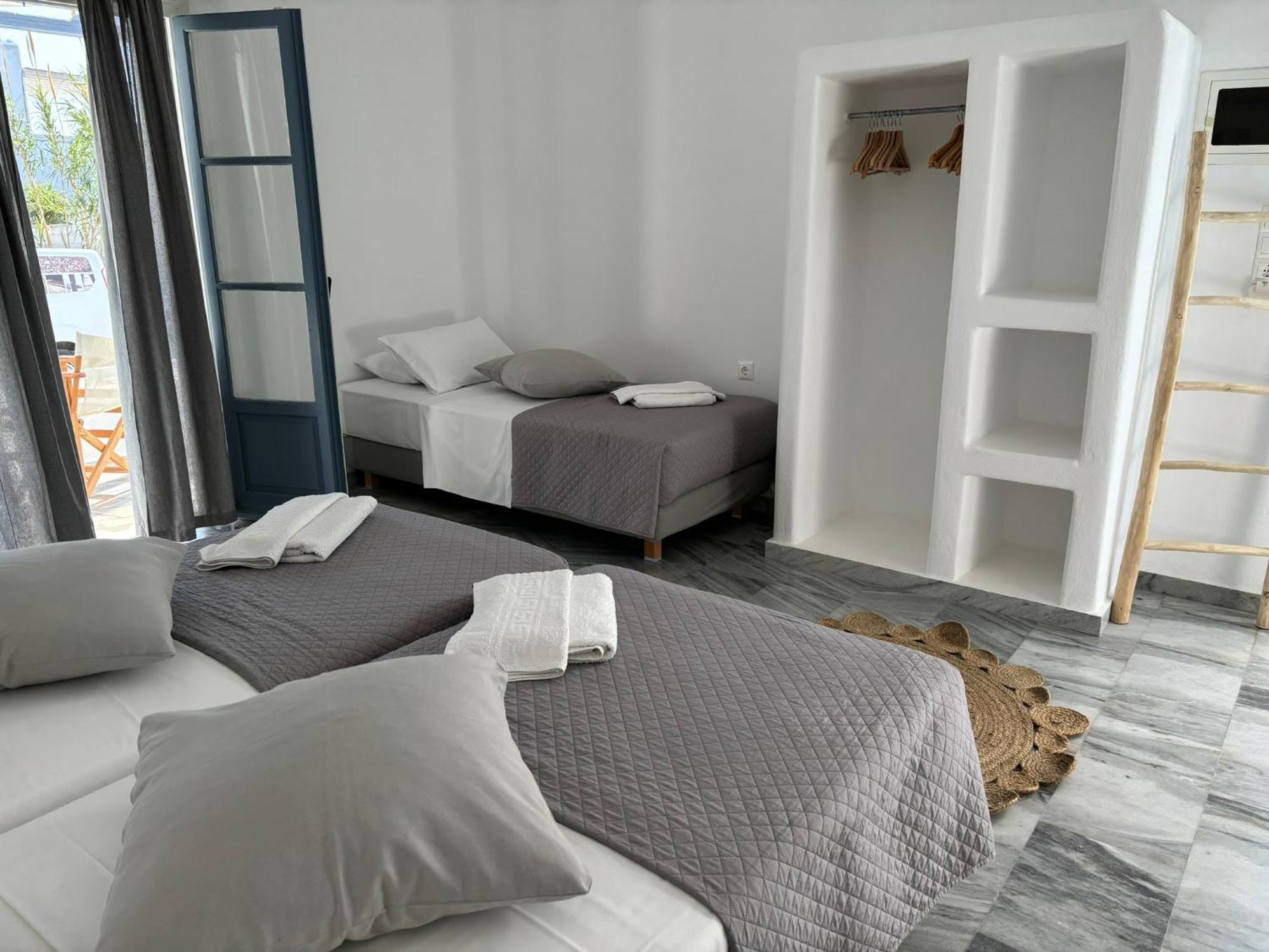 Magginas Studios Páros Dış mekan fotoğraf