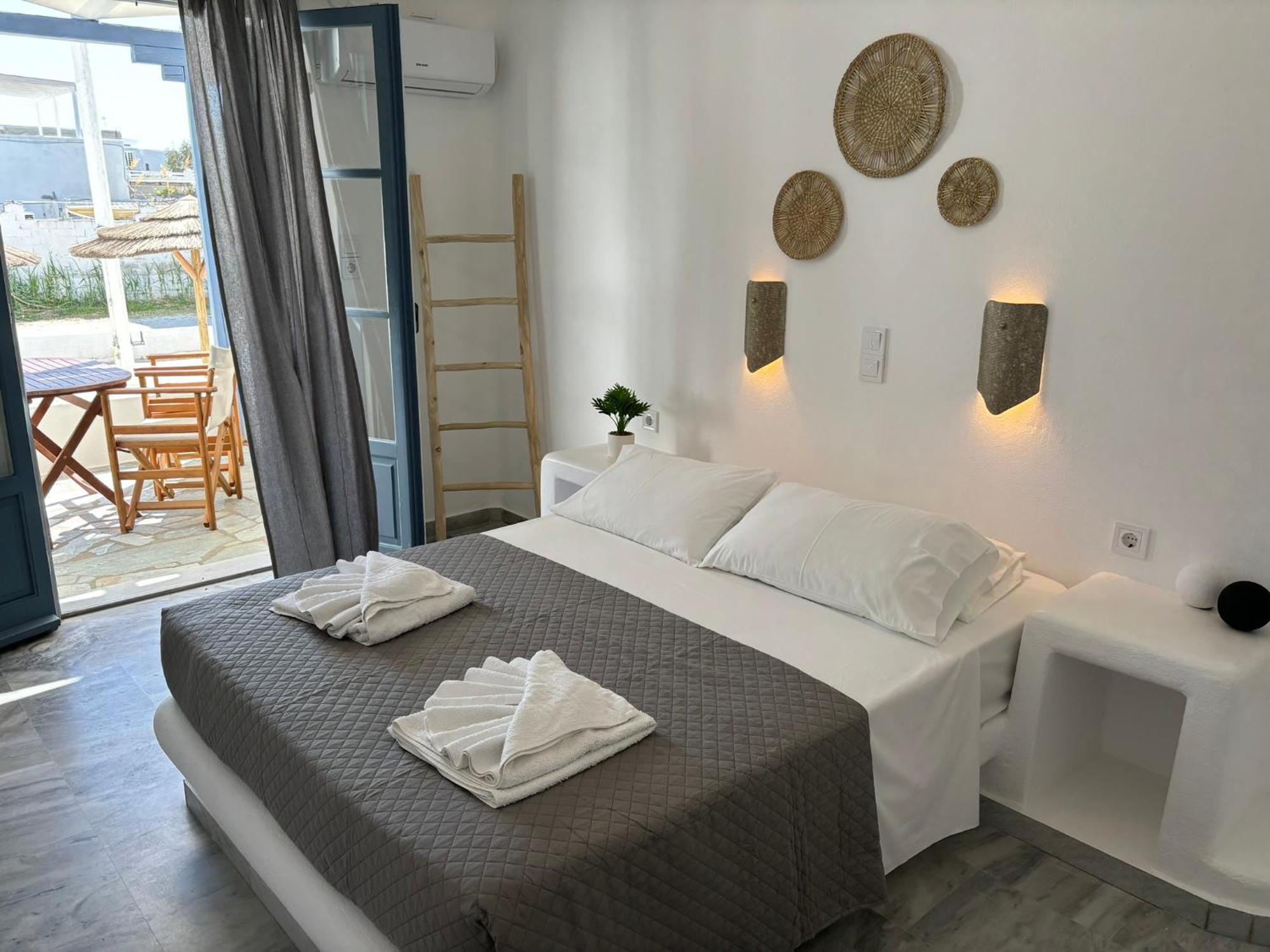 Magginas Studios Páros Dış mekan fotoğraf