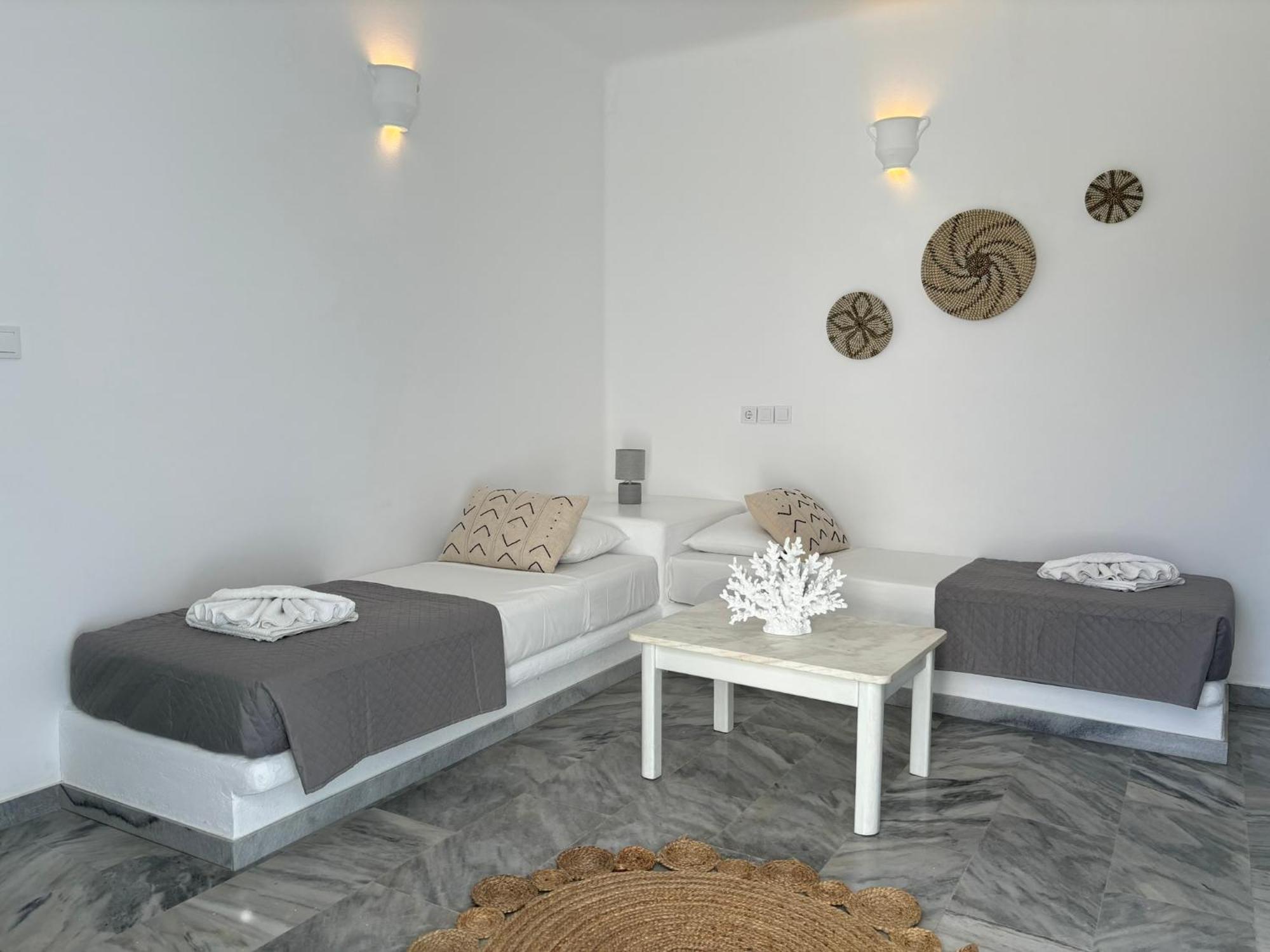 Magginas Studios Páros Dış mekan fotoğraf