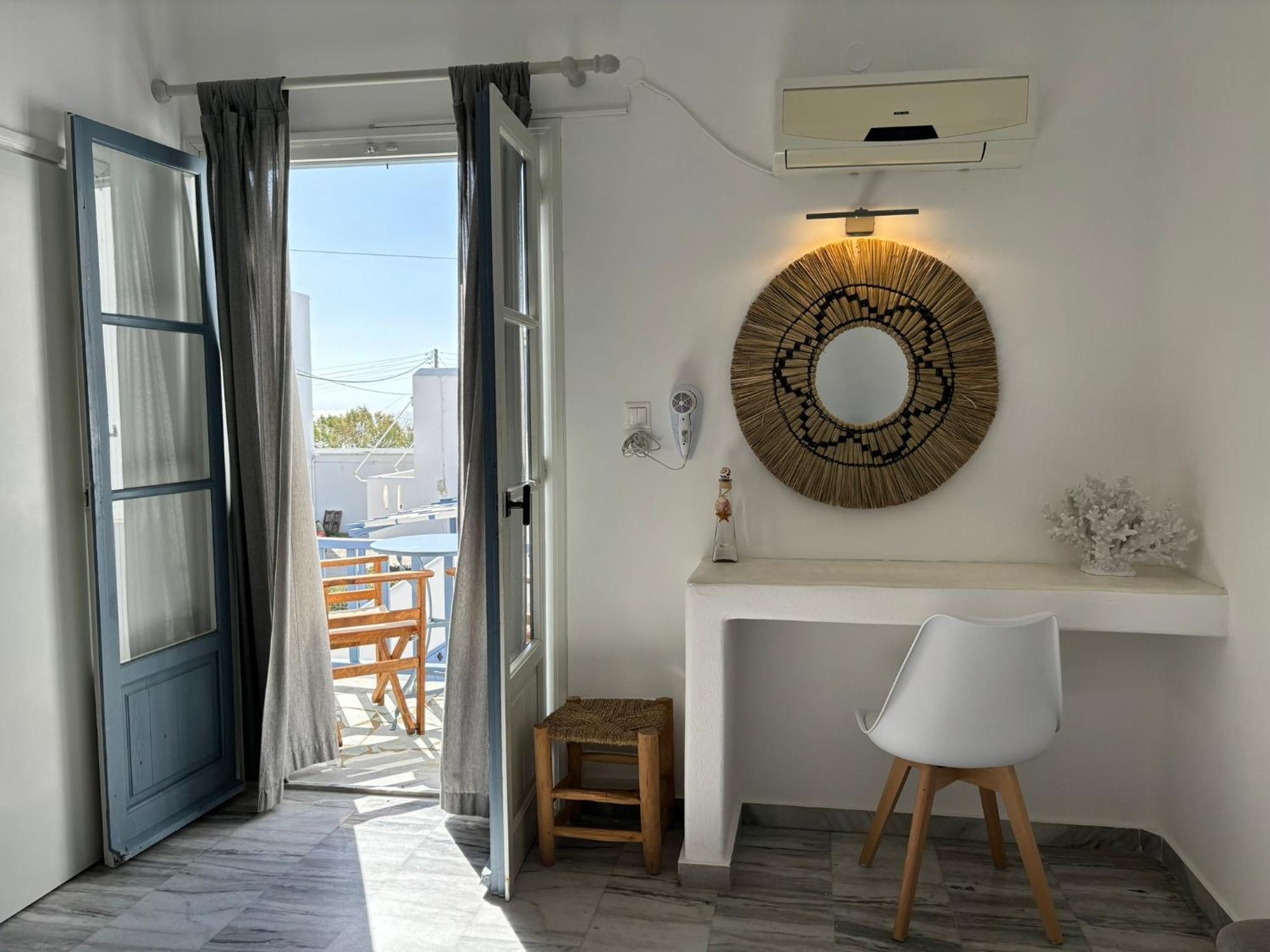 Magginas Studios Páros Dış mekan fotoğraf